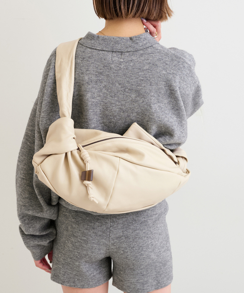 U by SPICK&SPAN（ユーバイスピックアンドスパン）の「Archivepke