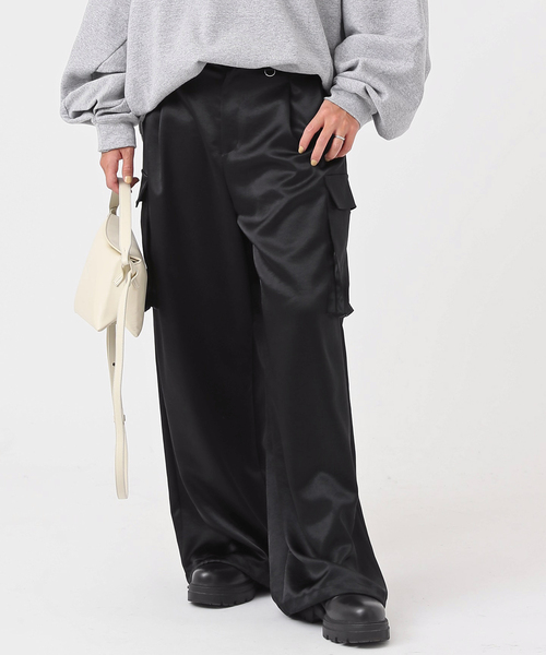 EVERYDAY I LIKE.（エヴリディアイライク）の「ミニマルサテンカーゴ