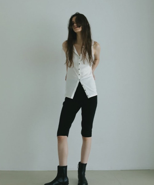 ETRE TOKYO（エトレトウキョウ）の「フロントオープンタンクトップ