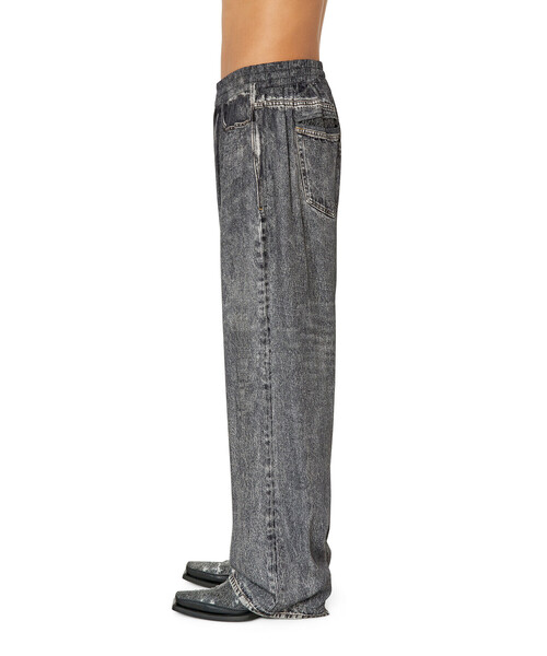 DIESEL（ディーゼル）の「メンズ パンツ トロンプルイユ デニム