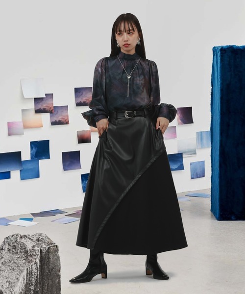 HARE（ハレ）の「フェイクレザーキリカエスカート(HARE)（スカート