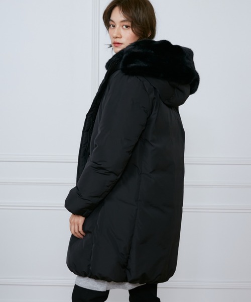 INED（イネド）の「フェイクファーフードロングダウンコート《Re:DOWN