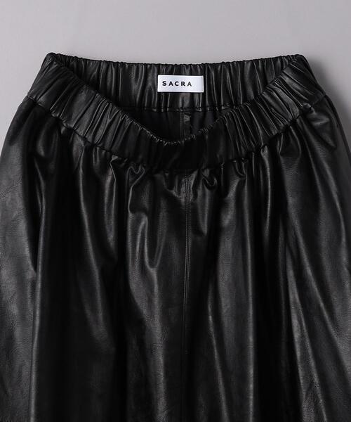 SACRA（サクラ）の「＜SACRA＞フェイクレザー マキシスカート