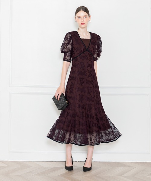 Leja（レジャ）の「【LEJA】配色パイピング総レース花柄パフスリーブ