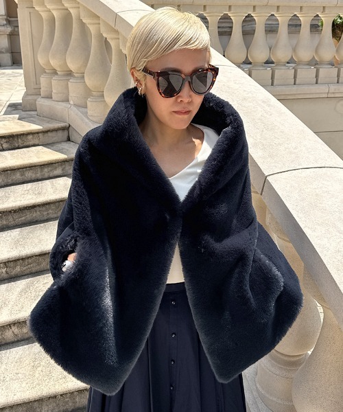 リッチボリュームファーケープ（その他アウター）｜JENNE（ジェンヌ