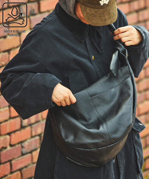 セール】Firsthand/ファーストハンド Leather Banana Big Shoulder Bag