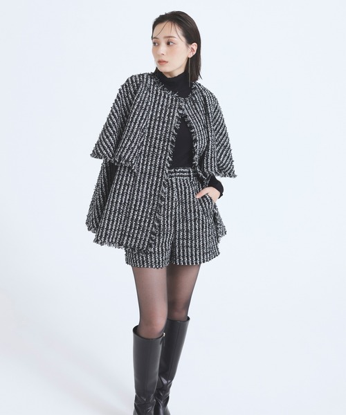 anuans（アニュアンス）の「ツイードケープジャケット（その他アウター