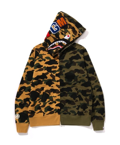 A BATHING APE（アベイシングエイプ）の「1ST CAMO SEPARATE SHARK