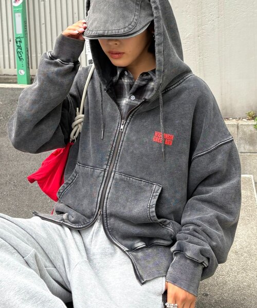 セール】【UNISEX】アシッドウォッシュ加工ロゴジップパーカー