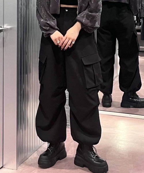 HARE（ハレ）の「2WAYカーゴサイドタックワイドパンツ(HARE)（カーゴ