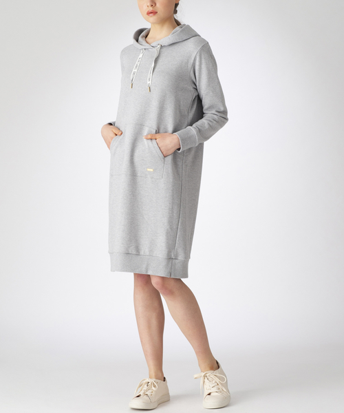 BLUE LABEL CRESTBRIDGE（ブルーレーベルクレストブリッジ）の