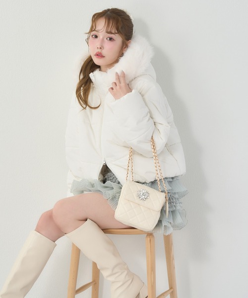 今すぐお届け可能!】フード付きショートフェイクダウンジャケット