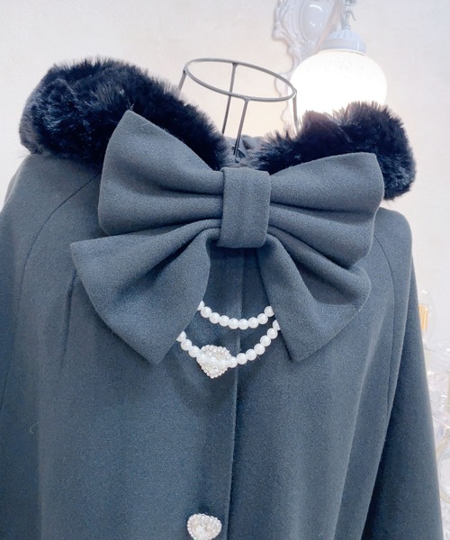 MA*RS（アメーバーマーズ）の「リボン付きボリュームファーフード