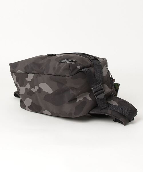 A BATHING APE（アベイシングエイプ）の「PORTER COLOR CAMO WAIST BAG