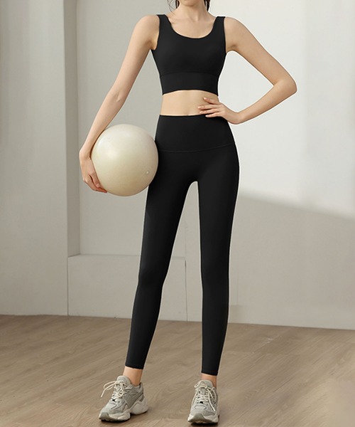 セール】ヨガウェアタンクトップ+ハイウエストレギンス 上下