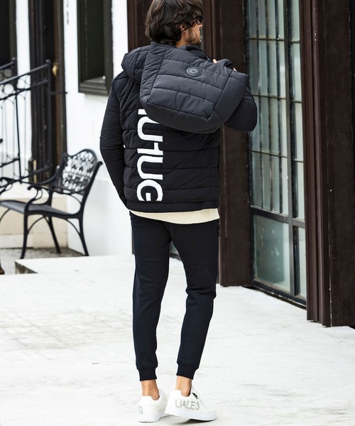 1PIU1UGUALE3 RELAX(ウノピゥウノウグァーレトレ)サークルロゴ ワン