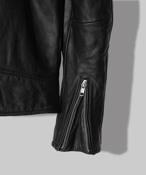 R.NEWBOLD（アールニューボールド）の「COWHIDE LEATHER RIDER'S