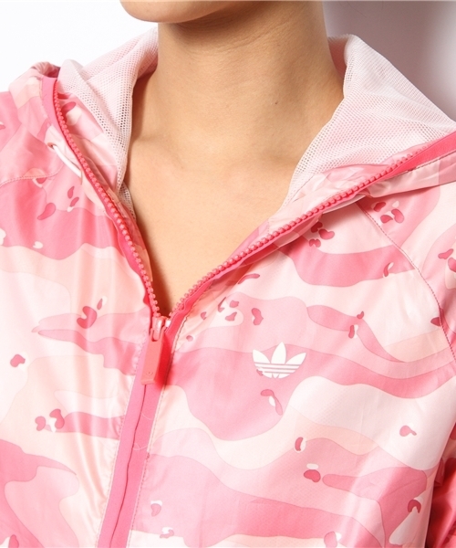 adidas ピンク レディース カモフラ ウィンドブレーカー アディダス S
