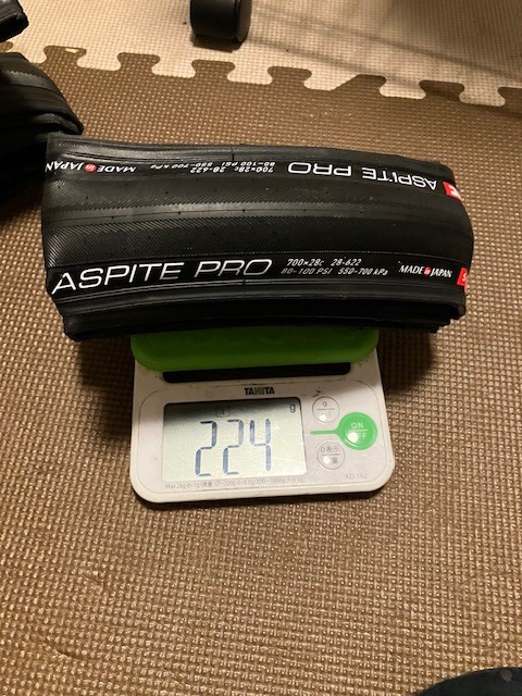 IRC ASPITE PRO S-Lightの新型を試してみました。｜ちくわ輪業の業務日誌