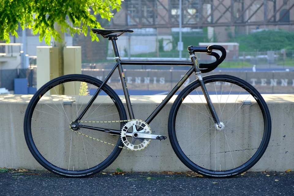 WOUND UP】今なお重宝されるカーボンフォークメーカー。 | Circles