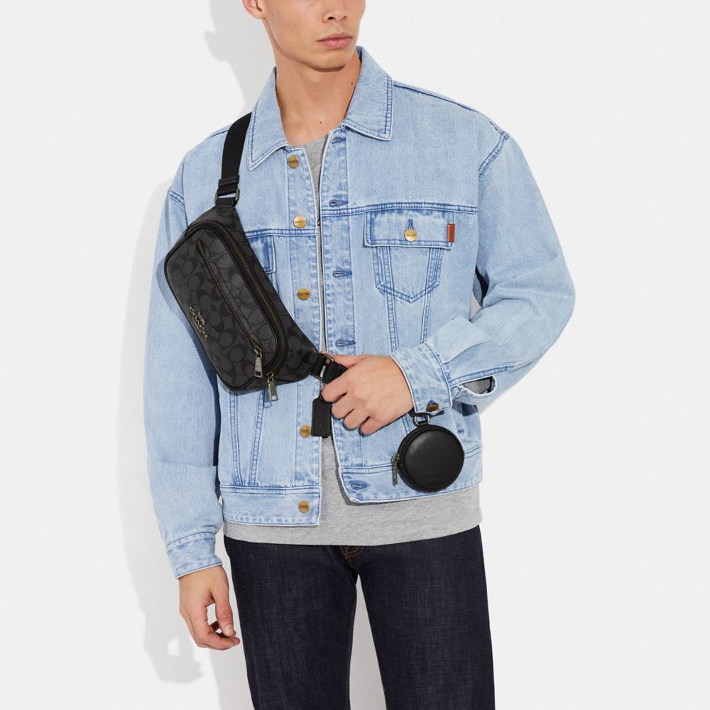 公式】コーチアウトレット | エリアス ベルト バッグ・シグネチャー