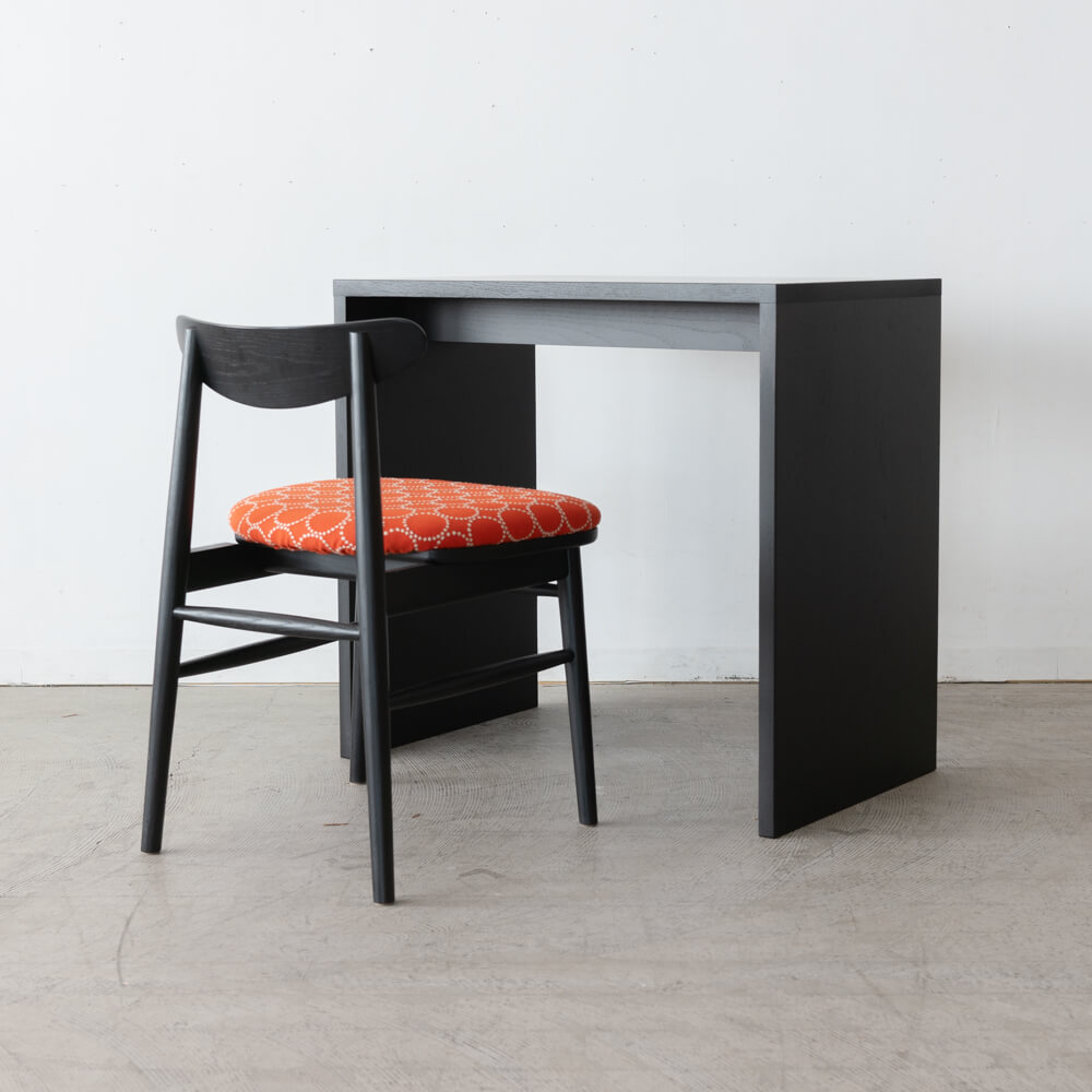 現品SALE］M.M.デスク（ W770 ナラ材 / BK色） + emi chair （ホワイト