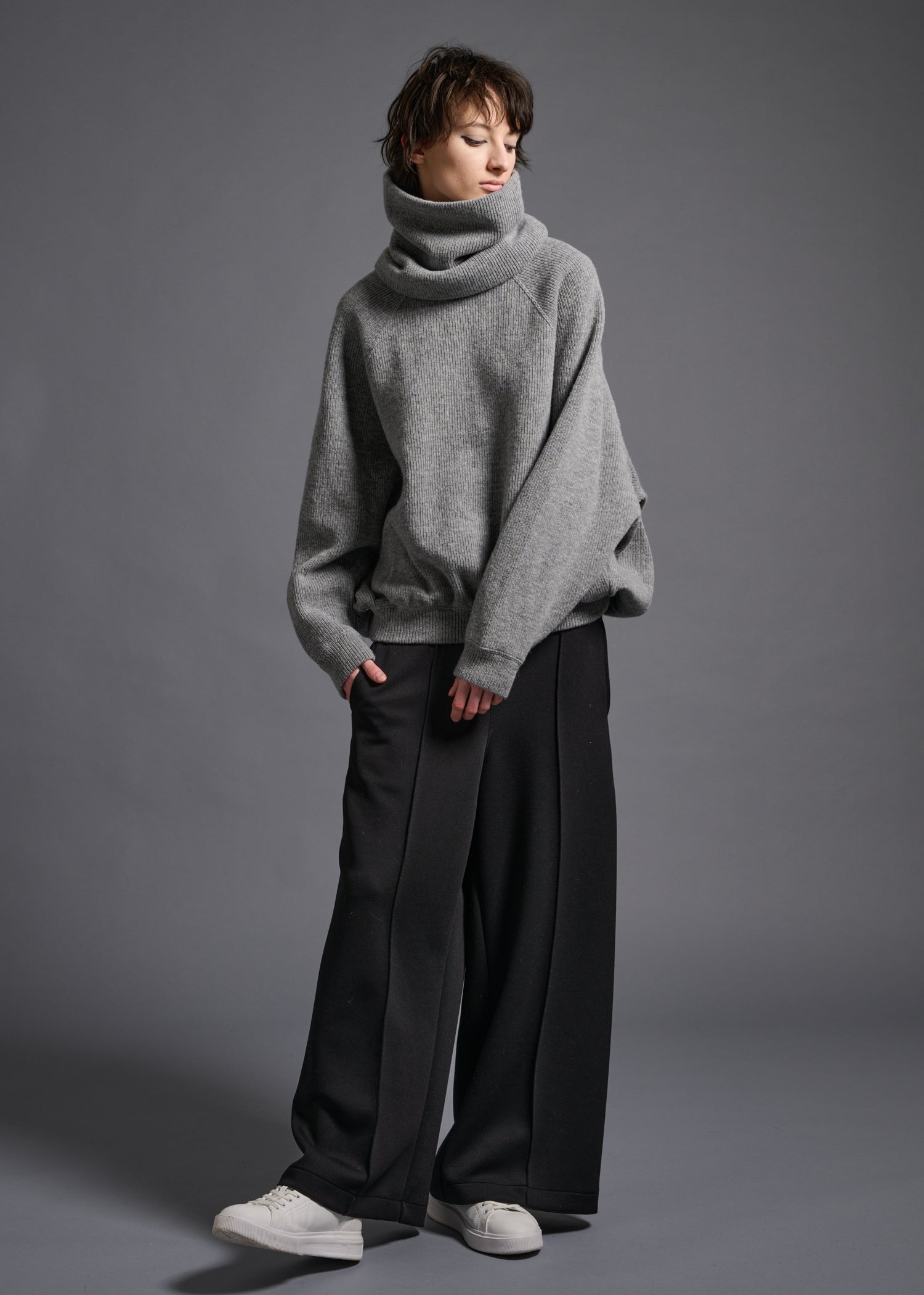 KAI SNOOD, Simple tubular snood, Made in Japan | COGTHEBIGSMOKE