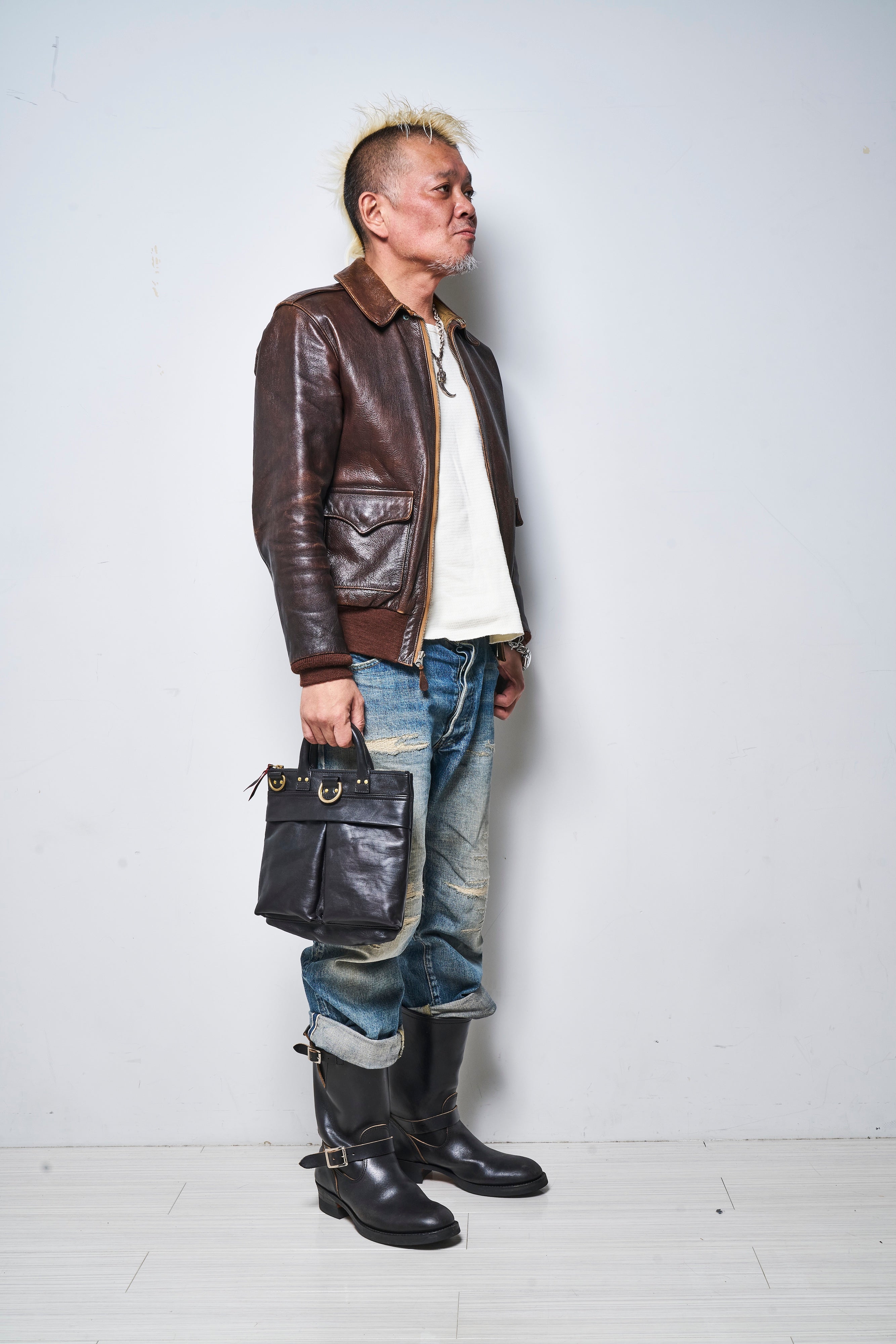 池田工芸×Lightning 純国産「赤茶芯」ホースハイド RED T-Core Leather