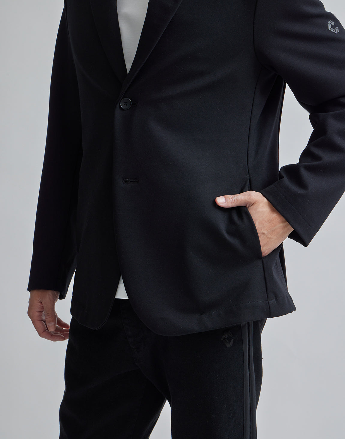 CRONOS BACK LOGO STRETCH JACKET【BLACK】