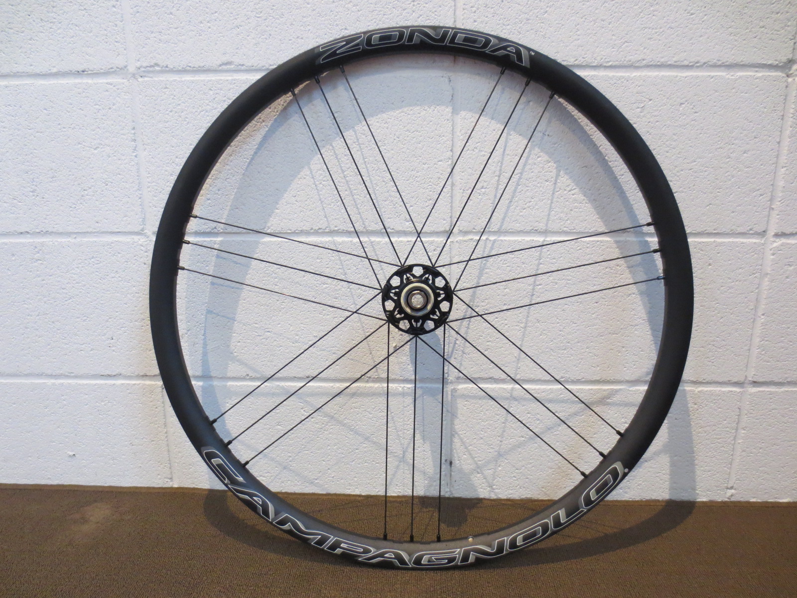 Campagnolo（カンパニョーロ）ZONDA（ゾンダ）DBホイール入荷しました
