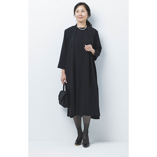 nineteenbloom color]【ウォッシャブル】ブラックフォーマルワンピース