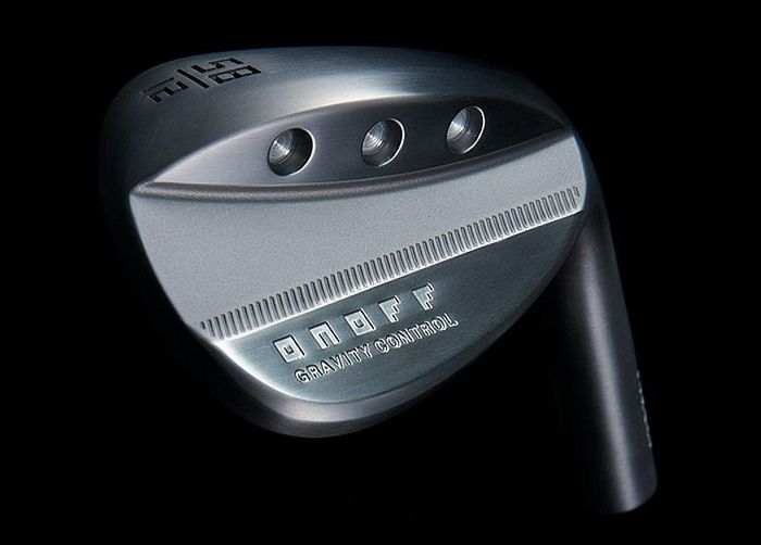 グローブライド『ONOFF FORGED WEDGE』のノーメッキ、6月6日の本日