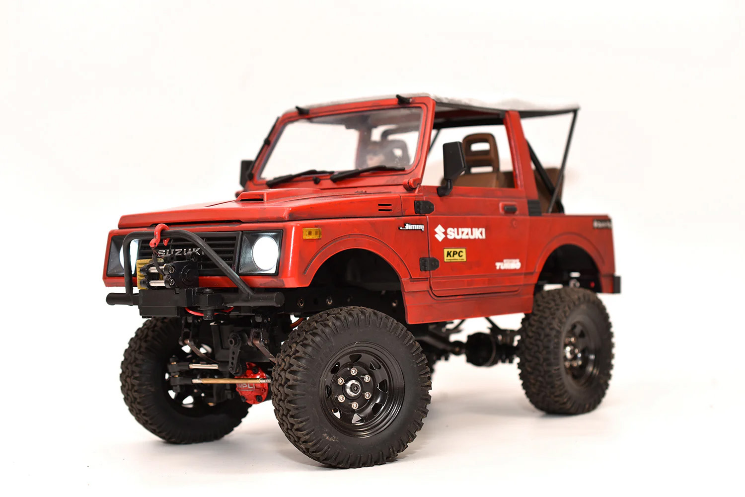 アウトドアで楽しめるラジコンWPLの人気モデル「ジムニー」に幌タイプ