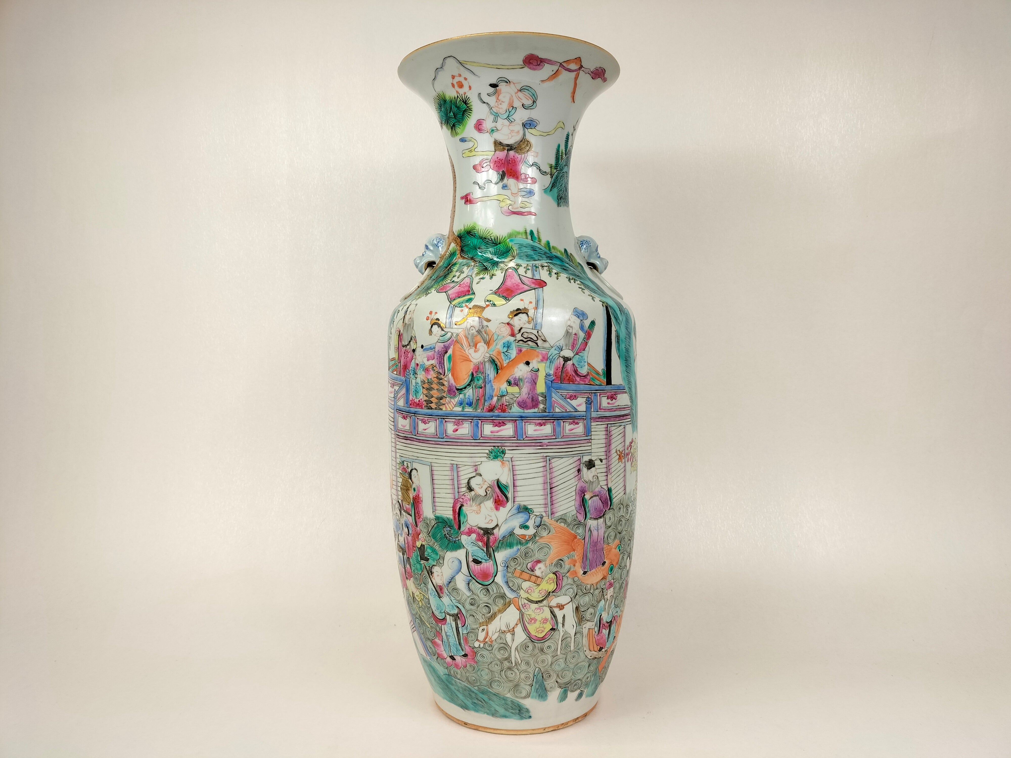 大型中国粉彩花瓶，饰有皇帝和仙人图案// 20 世纪中叶– Diddenantiques