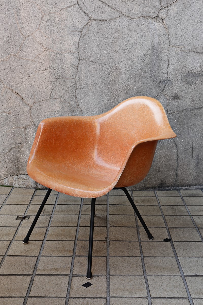 イームズのシェルチェアの系譜と市場価値が知りたい！ | Dig-it