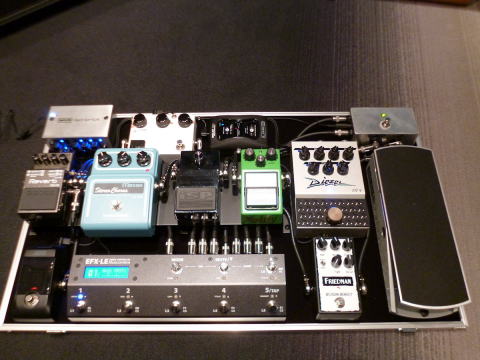 Fender エフェクター5個 ボード付き まとめ売り Fender エフェクター5