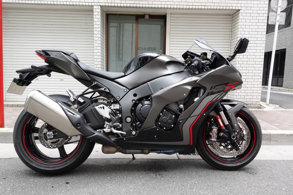 □2022年式 カワサキ ZX-10Rに乗ってみました | DOKOIKO どこいこ