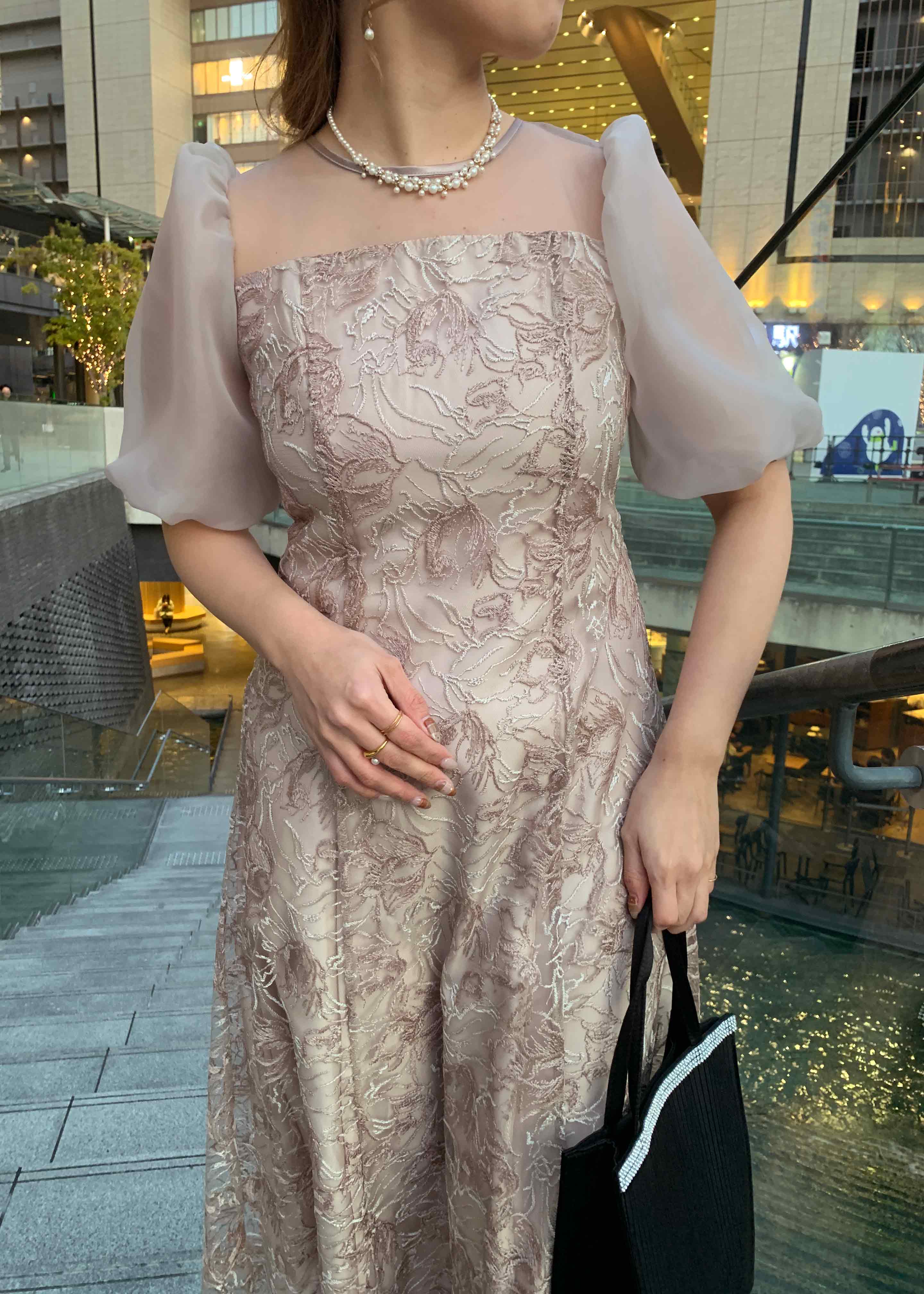 ニュアンスフラワーレースドレス｜DorryDoll