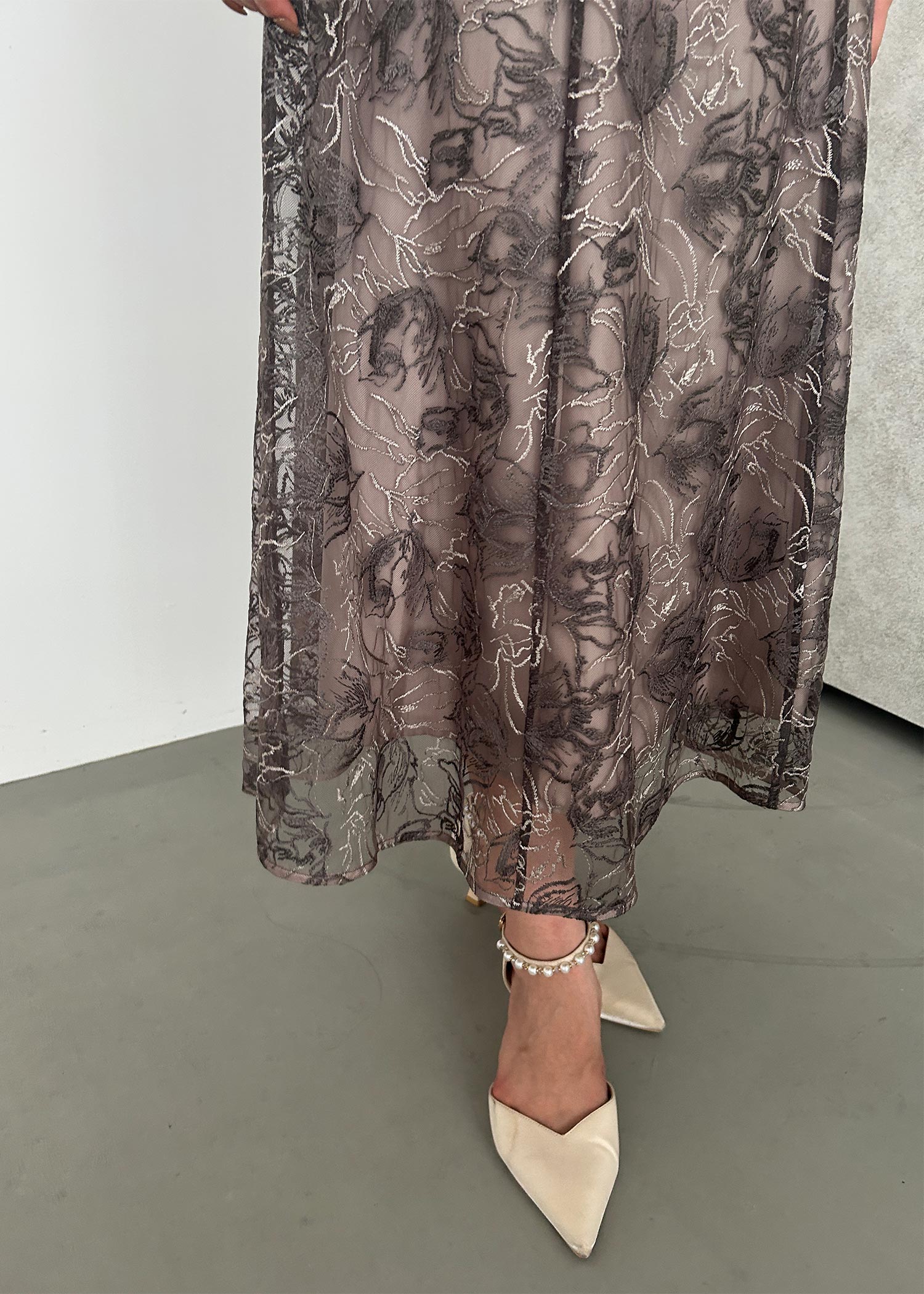 ニュアンスフラワーレースドレス｜DorryDoll