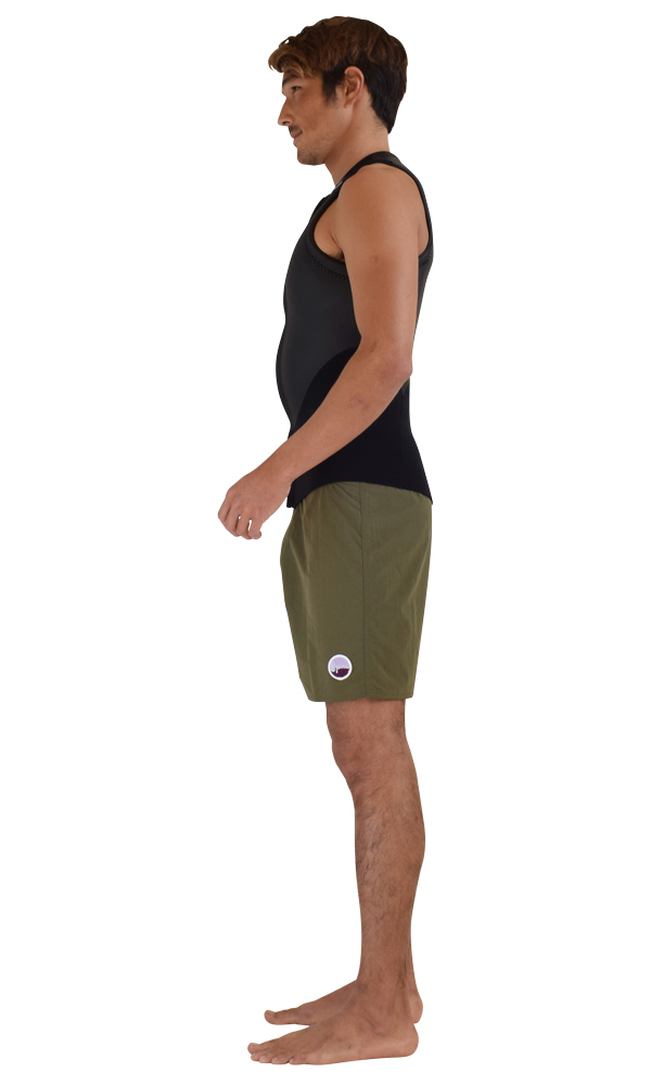 レギュラー・フロントジップ・ベスト (All 2mm) | 国産高級ウェット