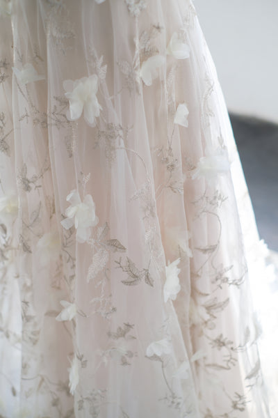 フラワーレース バックVドレス（W245）