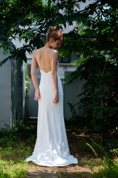 サテン ソフトマーメイド キャミソールドレス（W235）