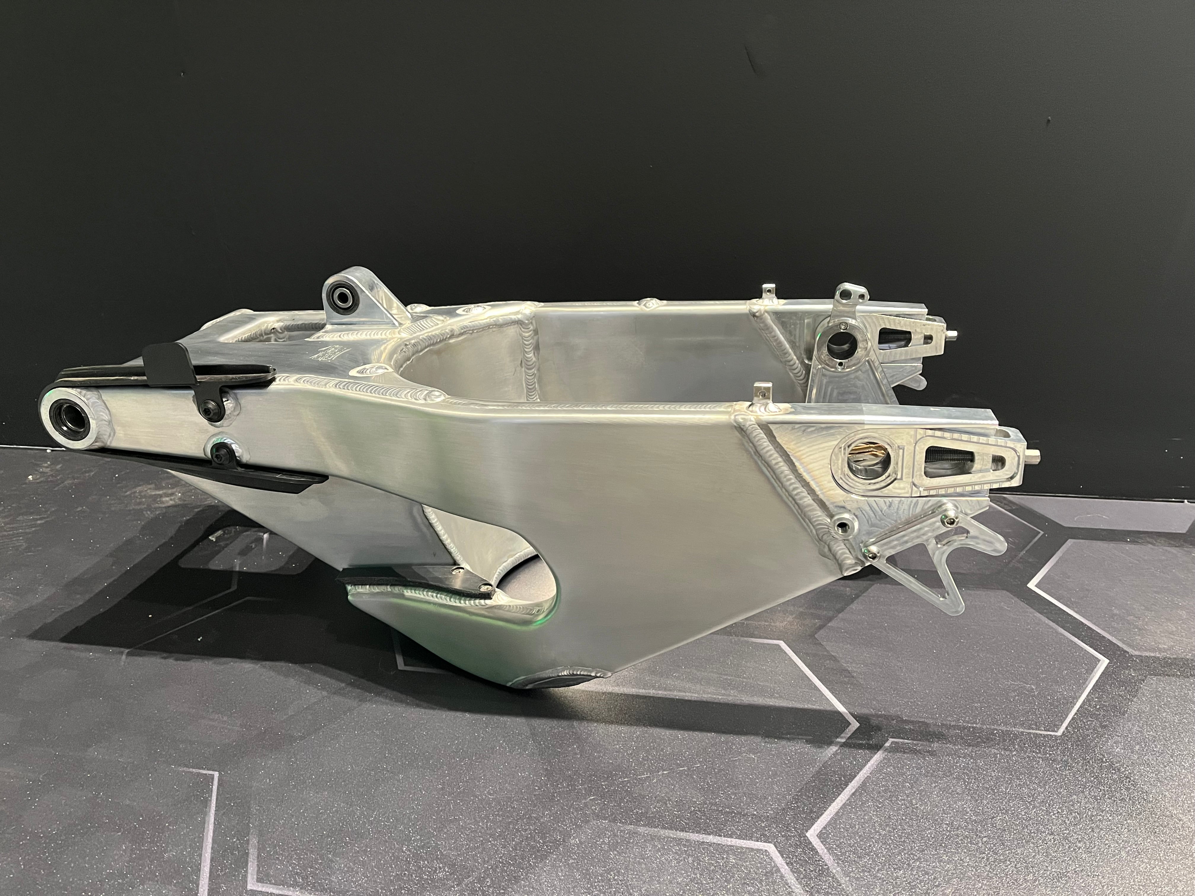 Chassis Factory K2S Kawasaki Ninja ZX-10R Swingarm – Druijff Racing