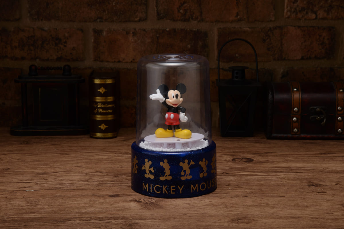 緑や赤にライトアップ！セガプライズ ディズニー「ミッキーマウス