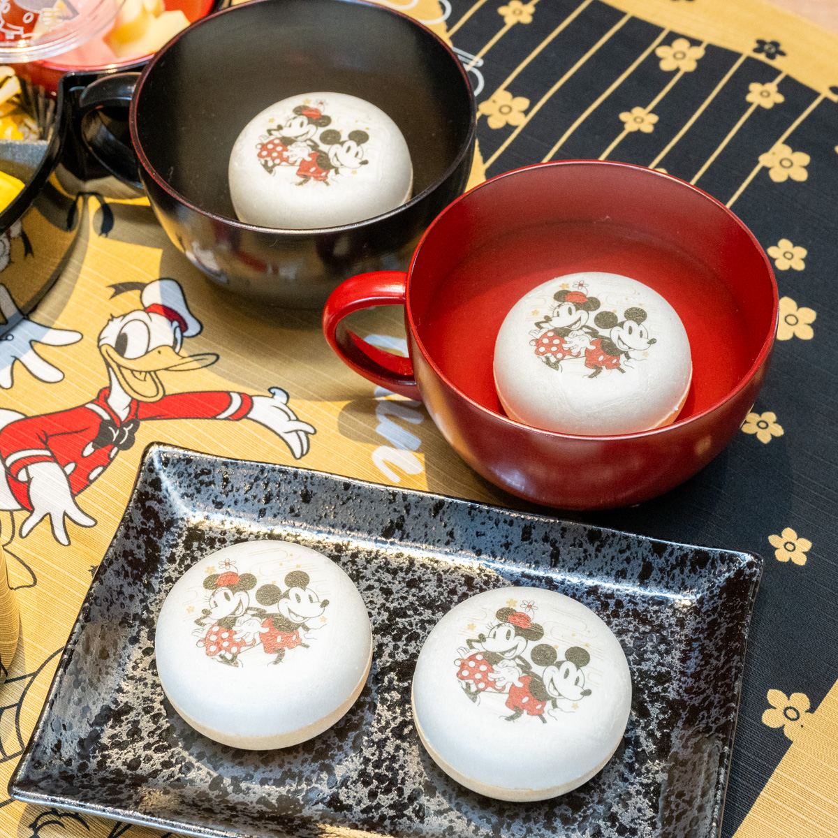 ミッキー型のお重がかわいい！ベルメゾン ディズニー 2025年「おせち