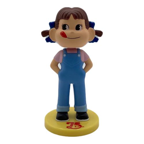 Fujiya (フジヤ) 人形 ミニ首振りペコちゃん人形｜トレファクONLINE