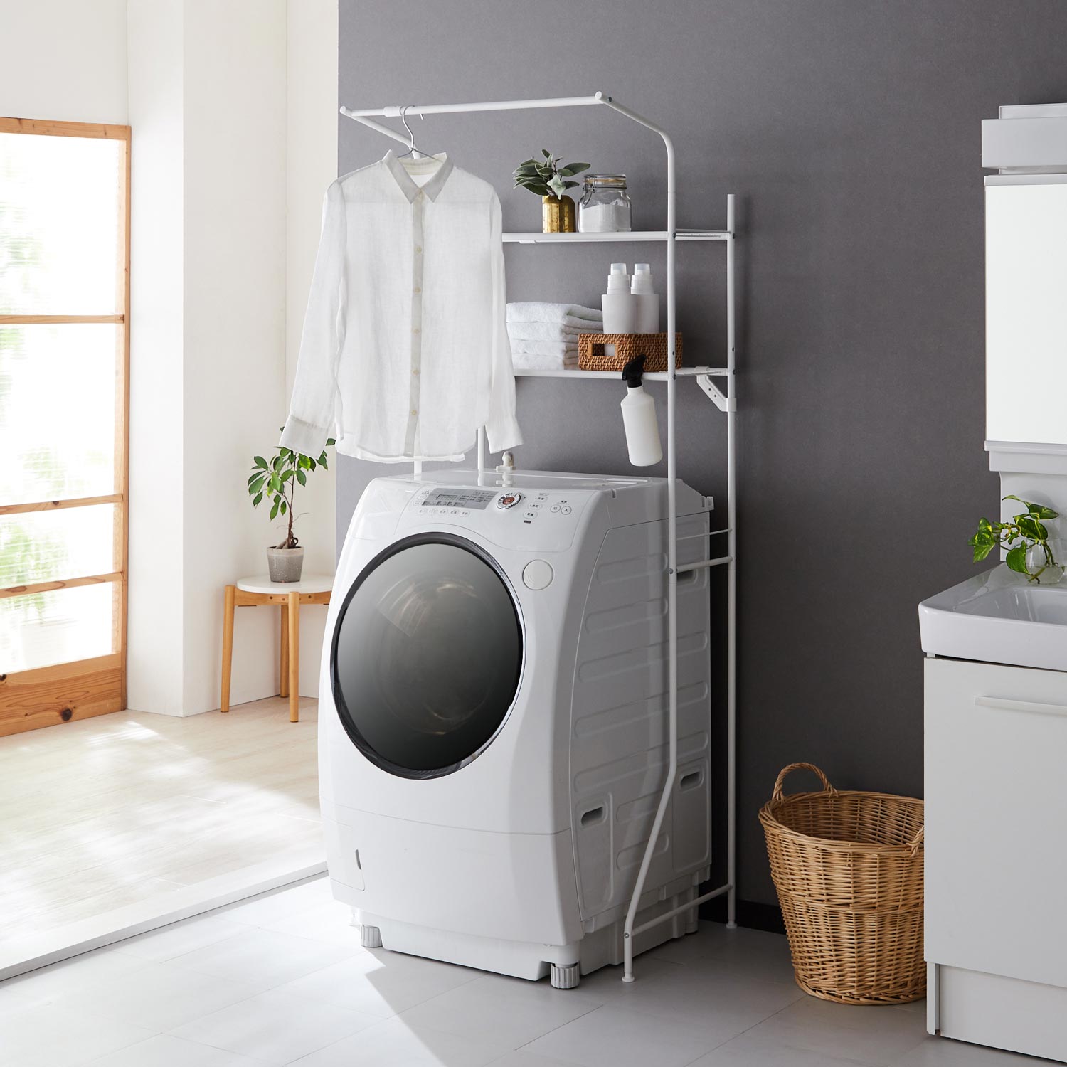 伸縮ランドリーラック ハンガーバー付き マットホワイト 幅61～82cm