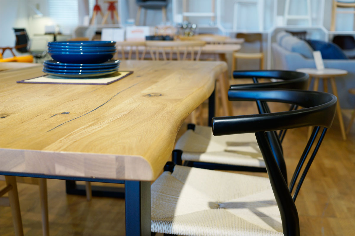 ロッテルダムテーブル | 高品質なデザイナーズ家具 E-comfort 公式