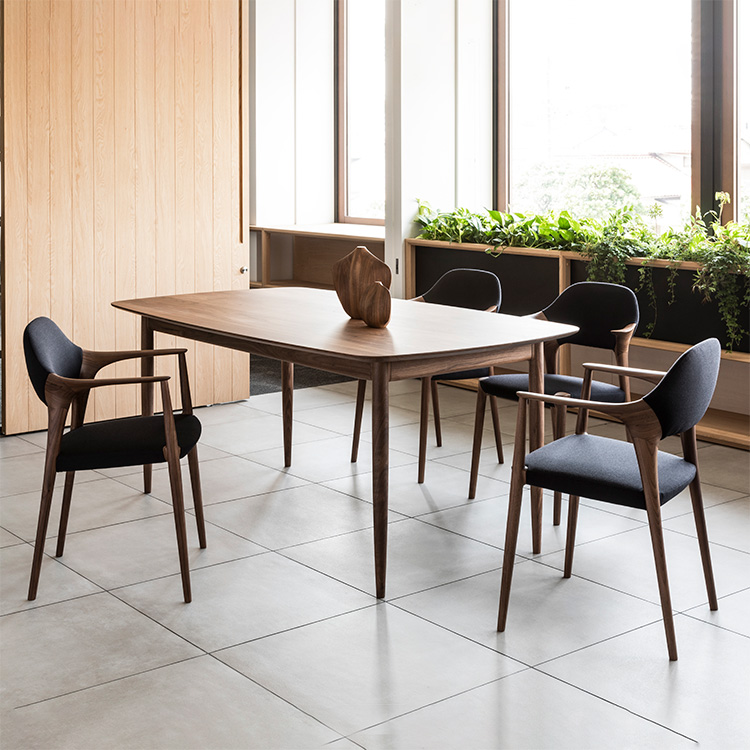 KUNST アームチェア CB7700 ブラック ウォールナットナチュラル 通販