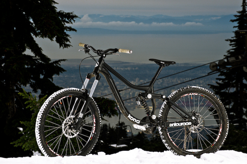 KONA ENTOURAGE フルサスペンション MTB 26インチ